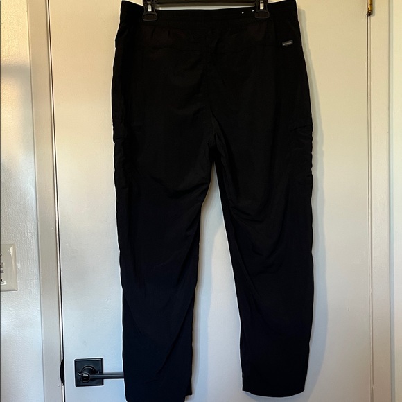 Columbia Black Cargo Utility Pants - Picture 4 of 9